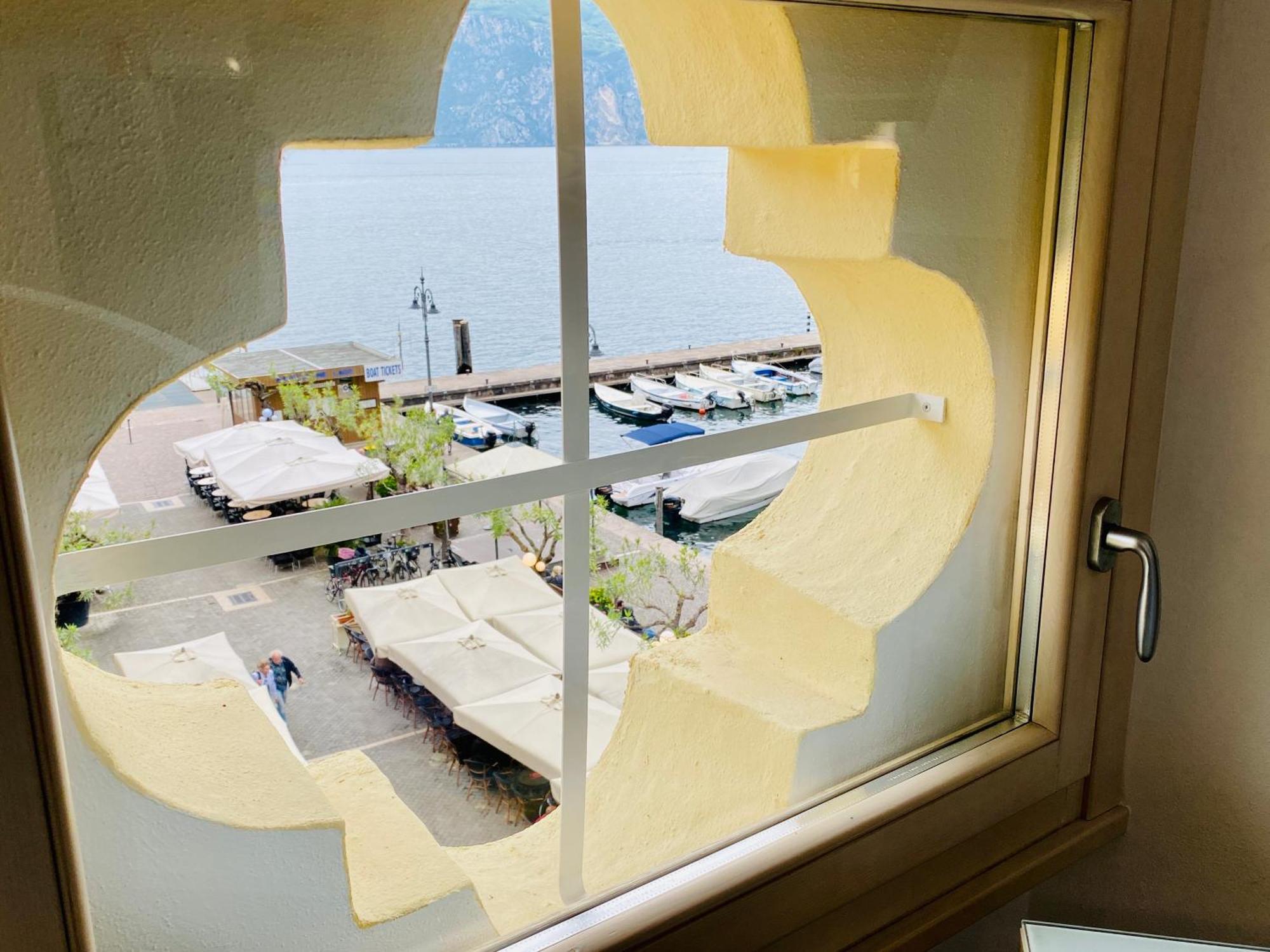 Da Mario Superior Apartment มัลเชซิเน ภายนอก รูปภาพ