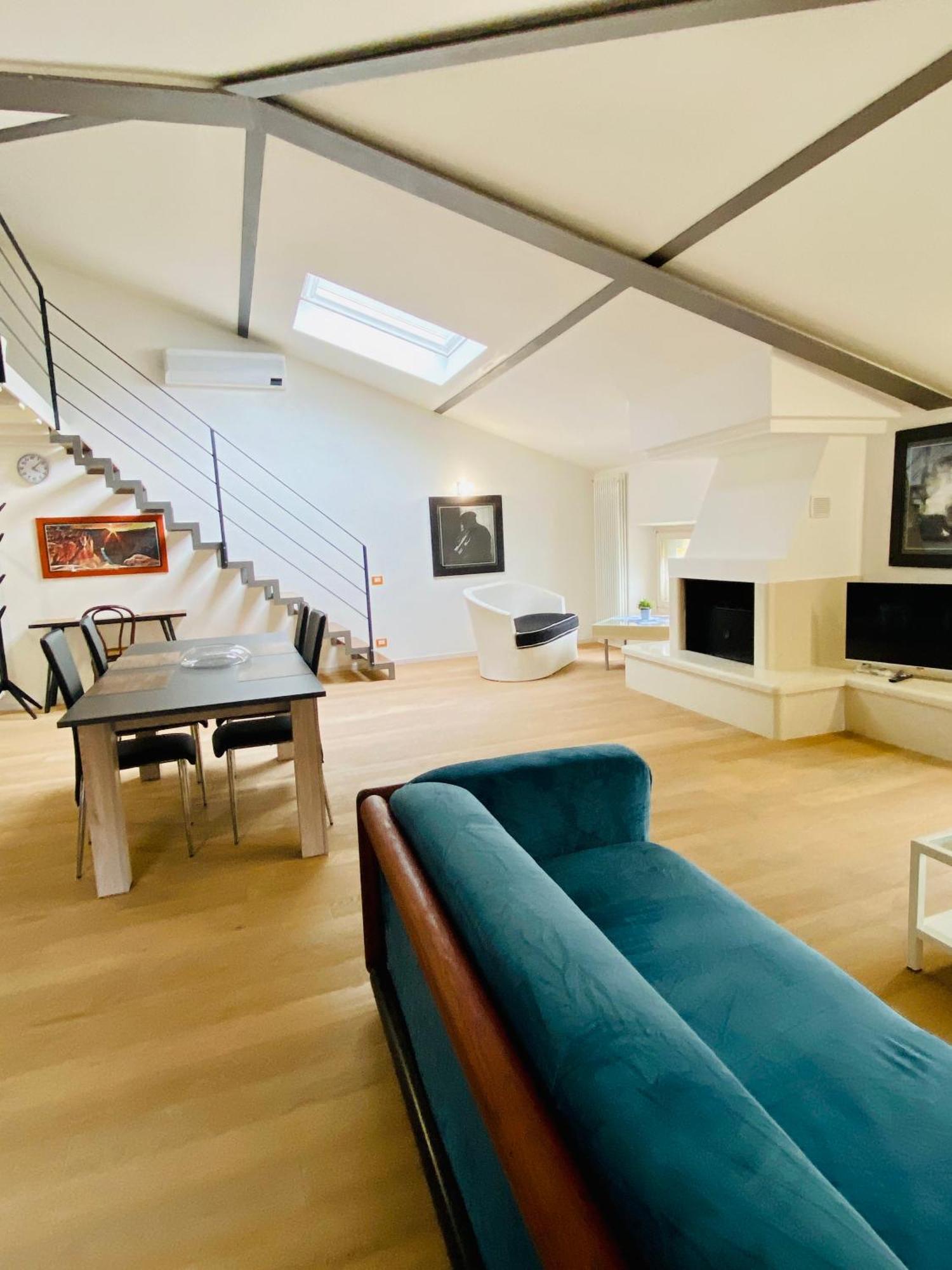 Da Mario Superior Apartment มัลเชซิเน ภายนอก รูปภาพ