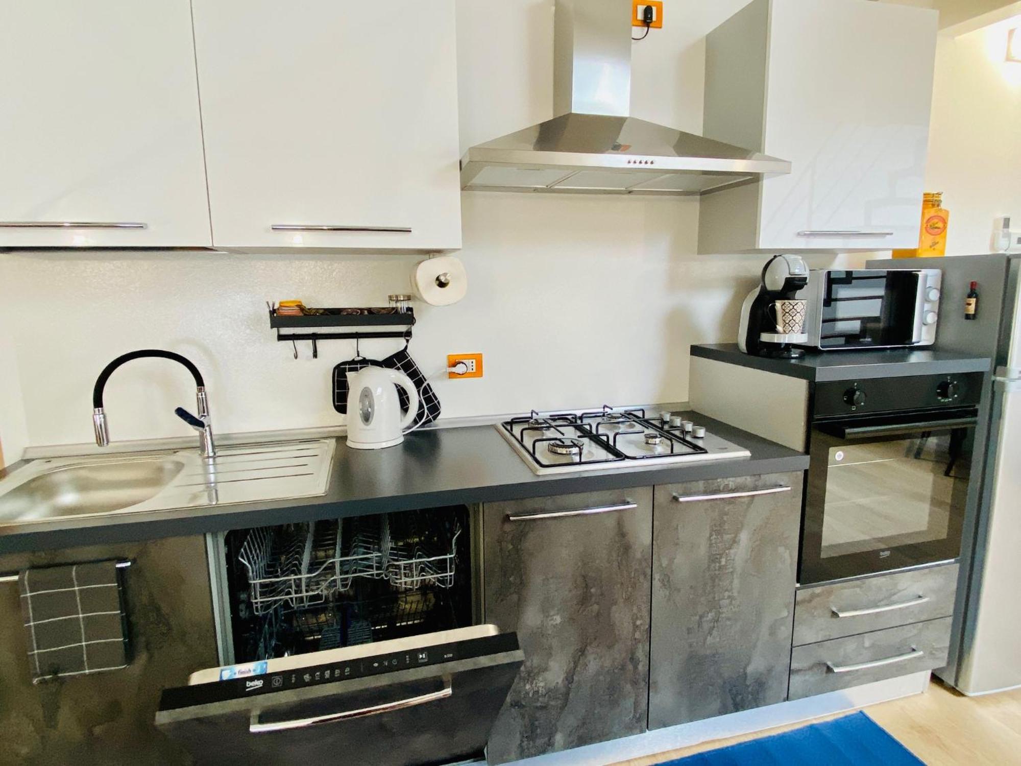 Da Mario Superior Apartment มัลเชซิเน ภายนอก รูปภาพ